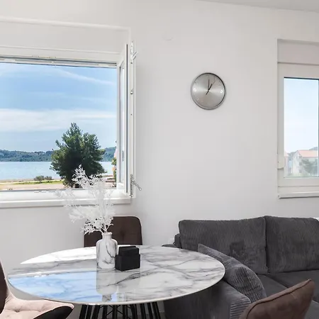 Adria Oasis شقة سريما